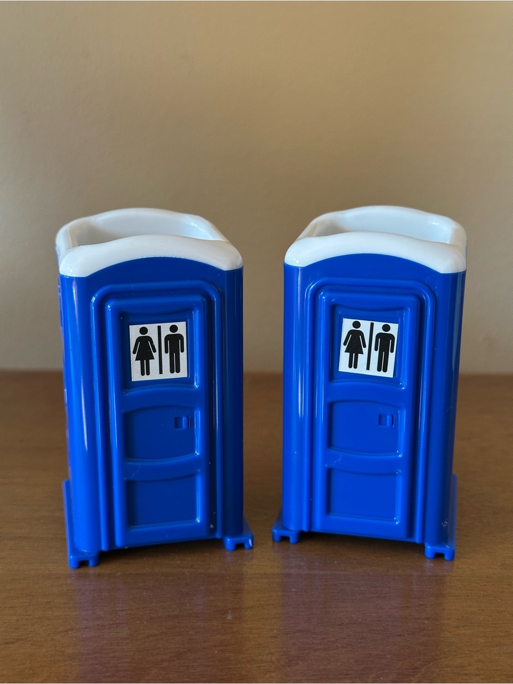 Set of 2 Funwares porta potty 2 oz shot glasses